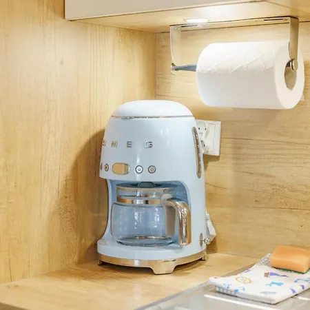 A008 Lux Tukan Polanki Park - *