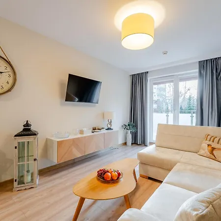 A008 Lux Tukan Polanki Park - Apartment