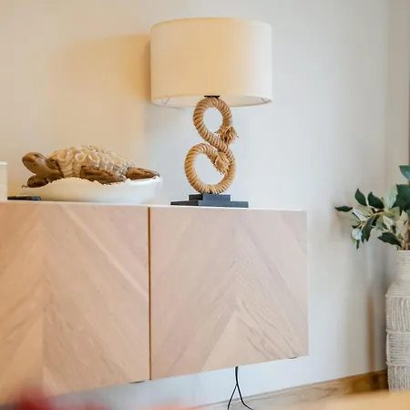 A008 Lux Tukan Polanki Park - דירה